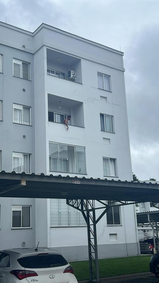 Apartamento à venda com 2 quartos, 52m² - Foto 2