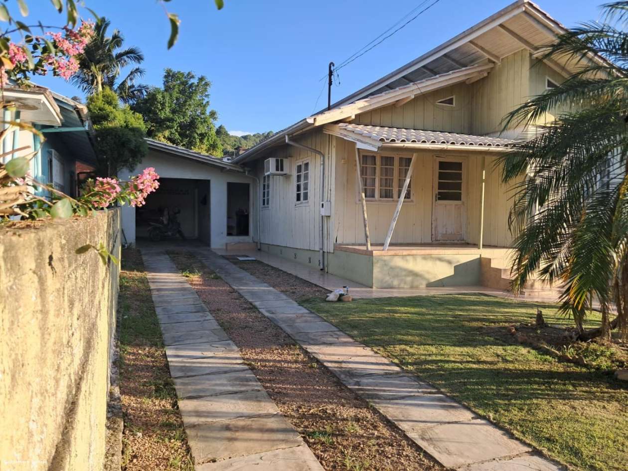 Casa, 3 quartos, 156 m² - Foto 2